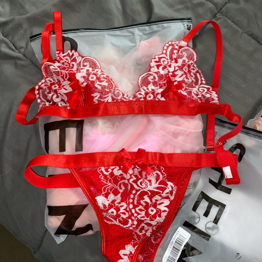 Lingerie bundle - Picture 8 of 8